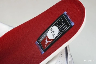 Hyperoad JORDAN “UNC” WHITE RETRO AIR 3 1019